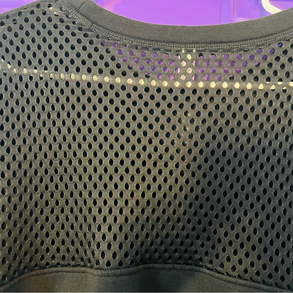 ALO Mesh Back Yoga Sweatshirt - Picture 5 of 8